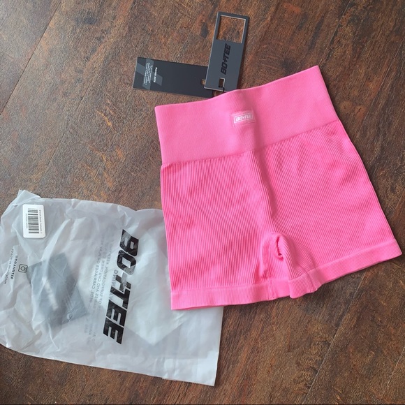 NWT Bo + Tee x Meggan Grubb Intense ribbed bike shorts - Picture 7 of 16